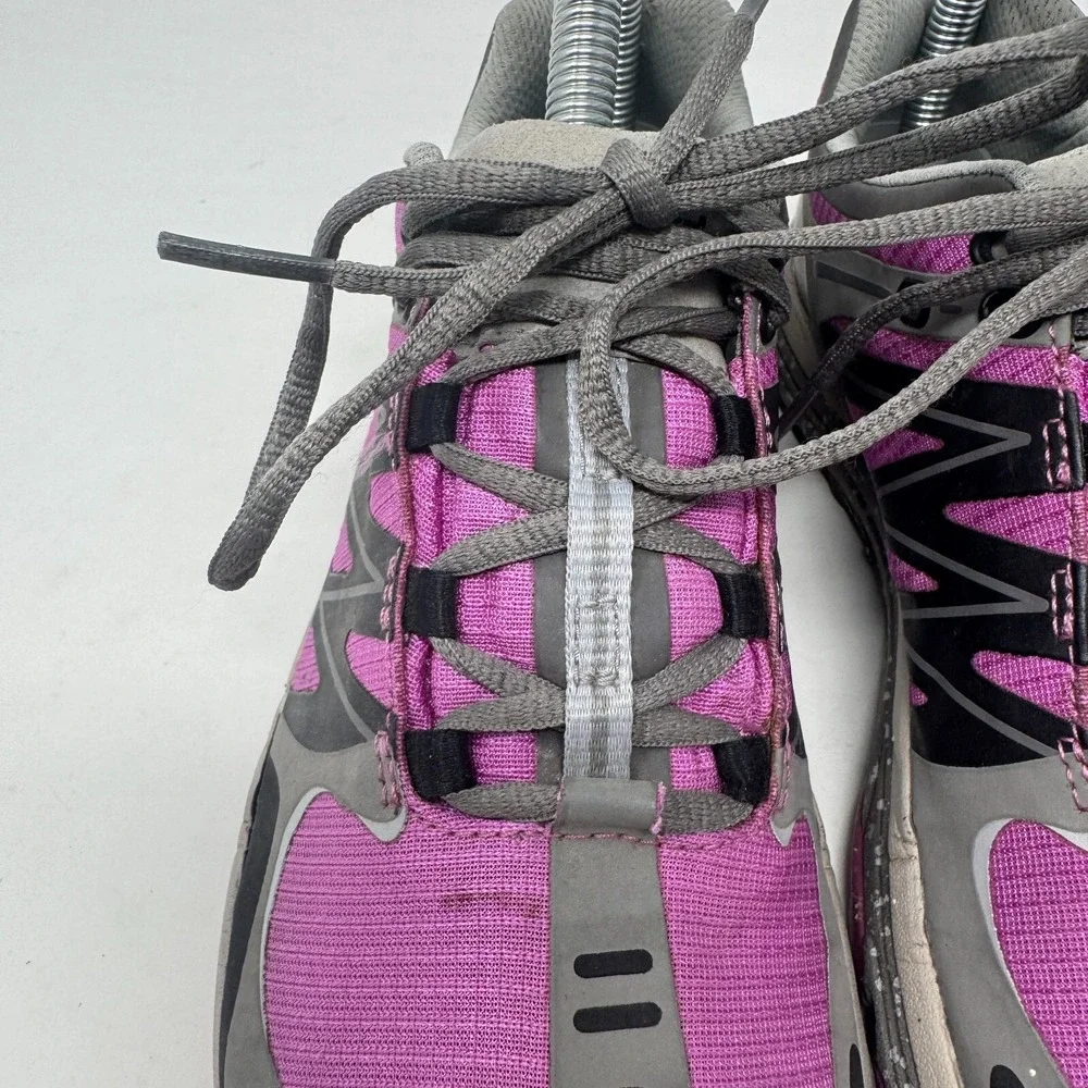 Topo Athletic Running Trail Shoes Berry Black Purple Women's Size‎ 7